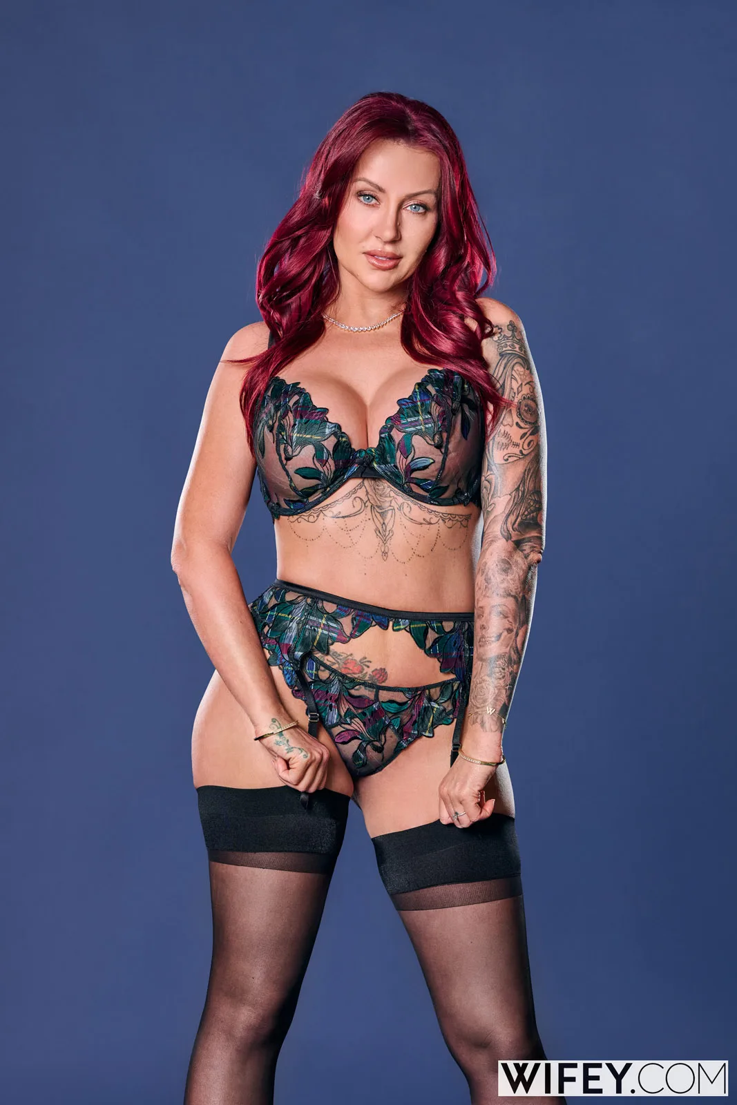 Zoe Grey Redhead Hotwife Gets Double-Teamed Wifey - Empire Models – photo 2