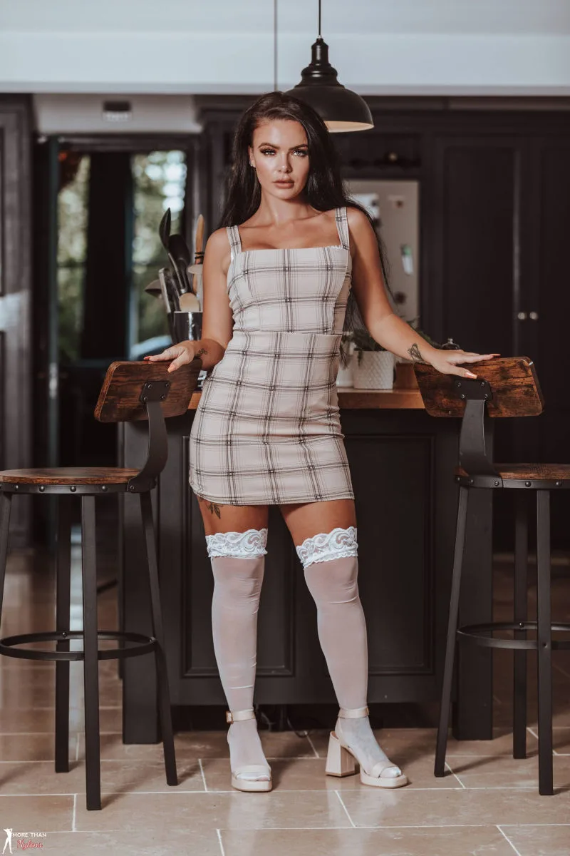 Sophie Marie Lost Tartan More Than Nylons - Empire Models – photo 3