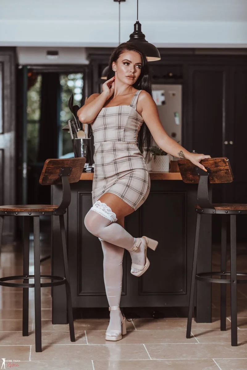 Sophie Marie Lost Tartan More Than Nylons - Empire Models – photo 4