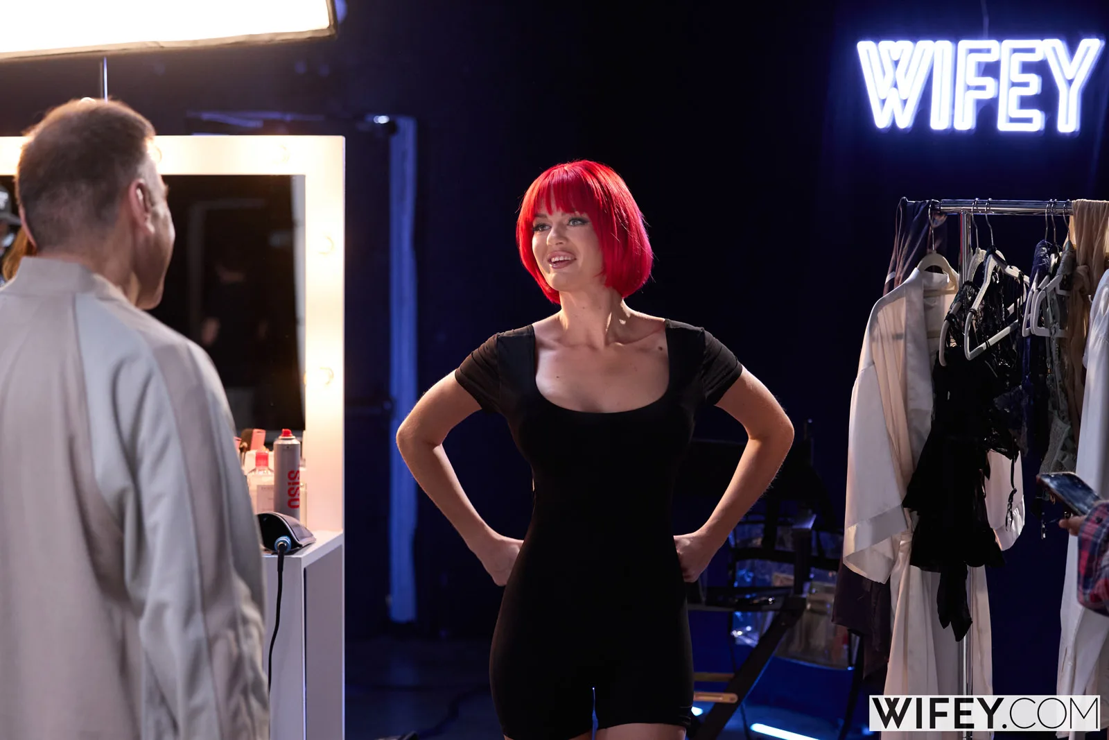 Samantha Sinz Redheaded Hotwife Goes Crazy For BBC Wifey - Empire Models