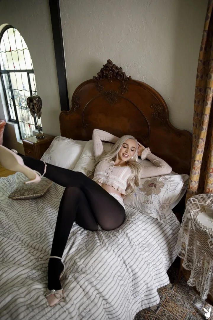 Kendra Sunderland Modern Retro Playboy - Empire Models – photo 4