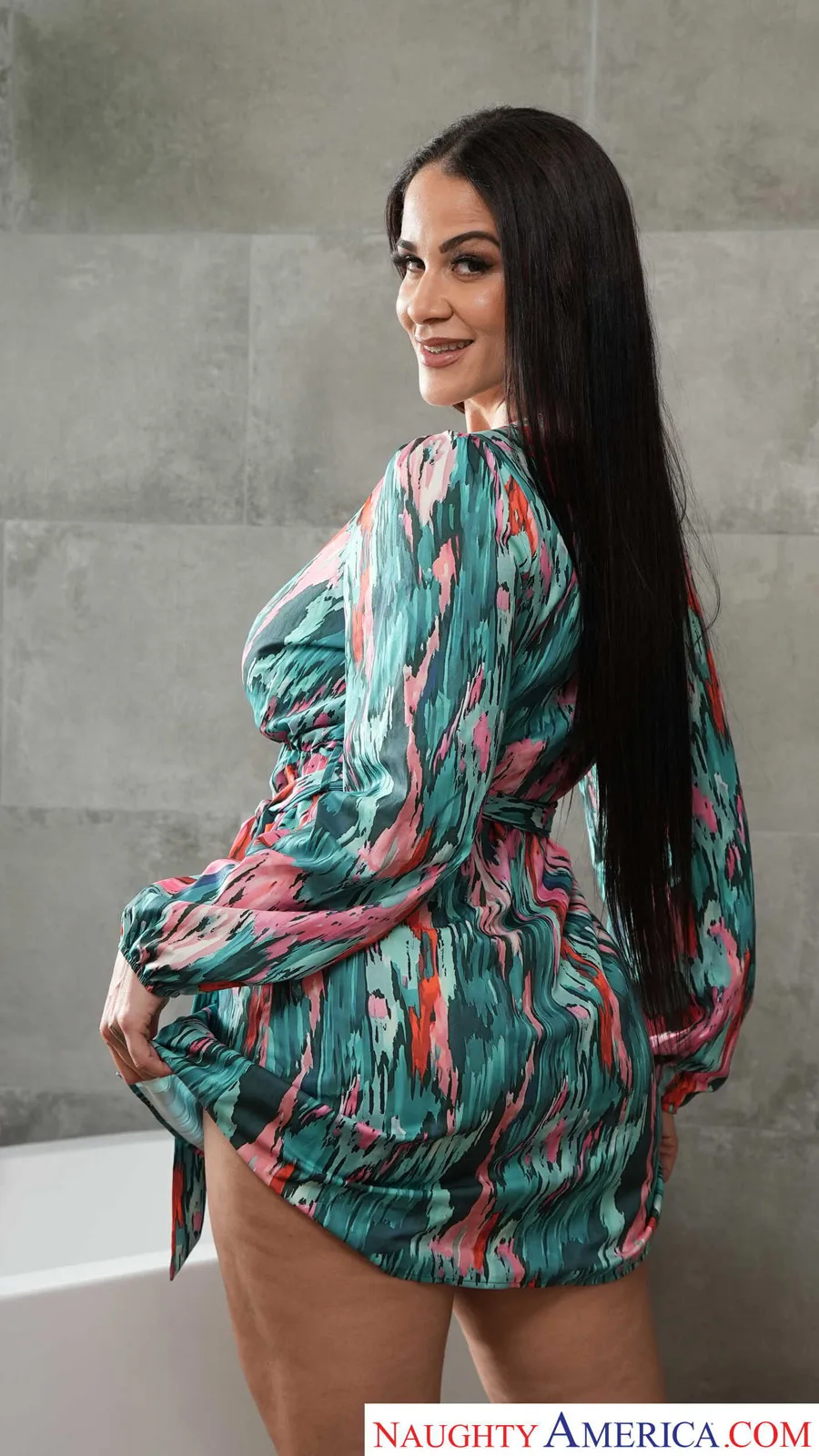 Miss Raquel My Dad's Hot Girlfriend Naughty America - Empire Models – photo 3