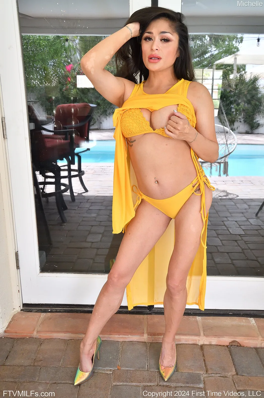 Michelle Maylene Classy In Yellow FTV Milfs - Empire Models – photo 6