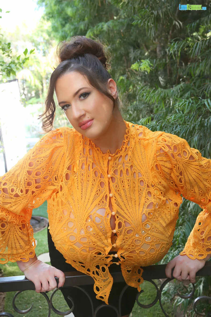 Lana Kendrick Autumn Lace - Empire Models – photo 2