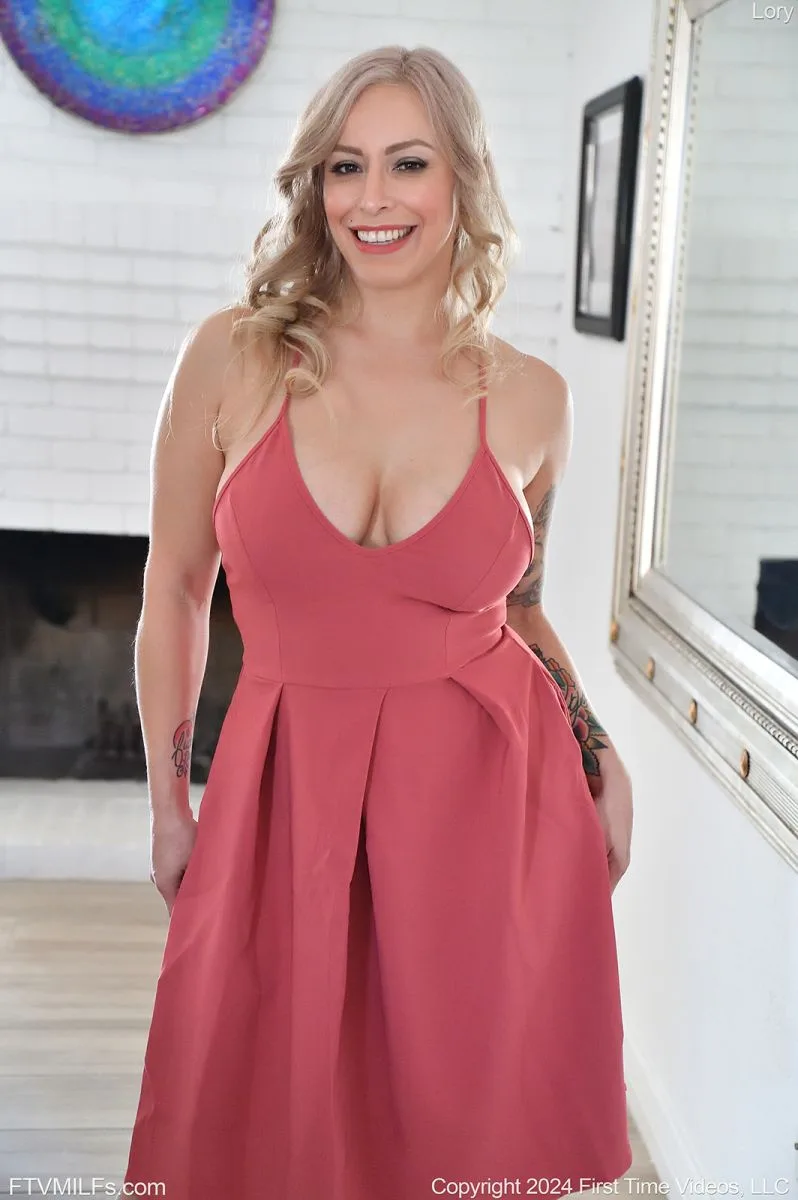 Lory Hot Housewife Form FTV Milfs - Empire Models