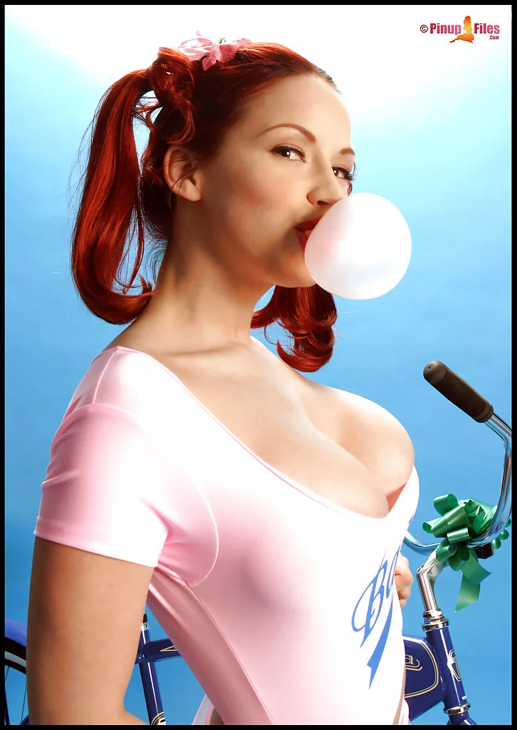 Bianca Beauchamp Busty Redhead Pinupfiles - Empire Models – photo 2