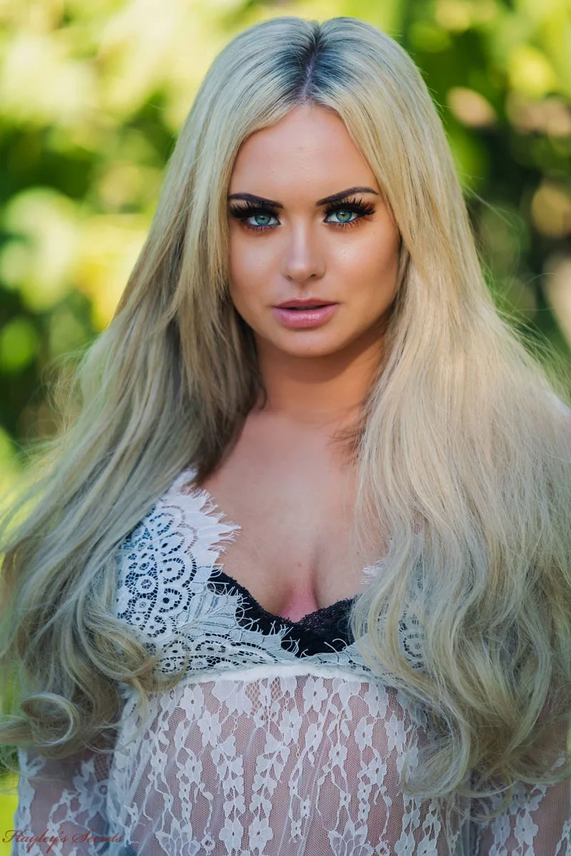 Louise R Golden Green Hayleys Secrets - Empire Models – photo 2