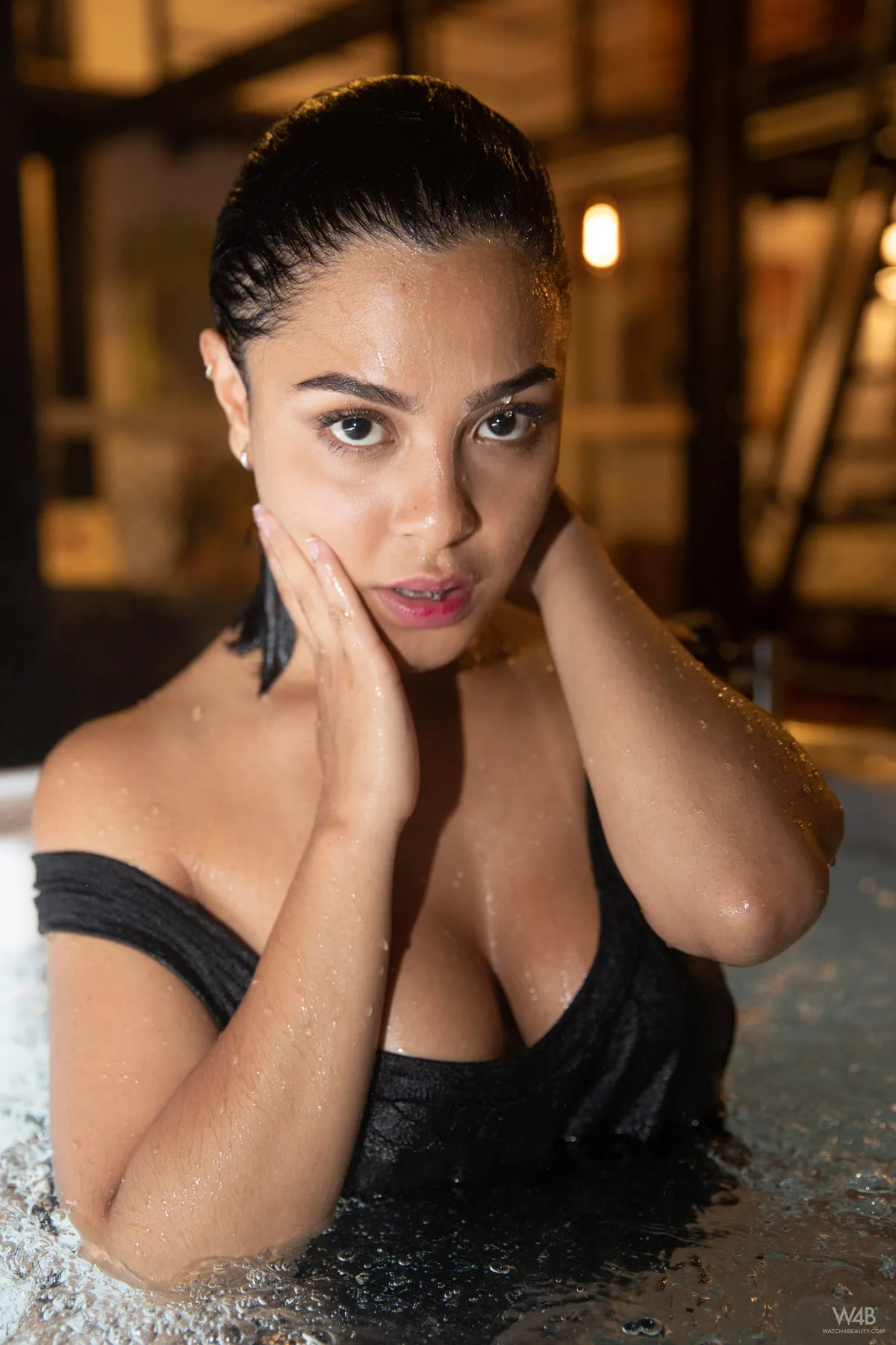 Kaley Jones jacuzzi - Empire Models – photo 4