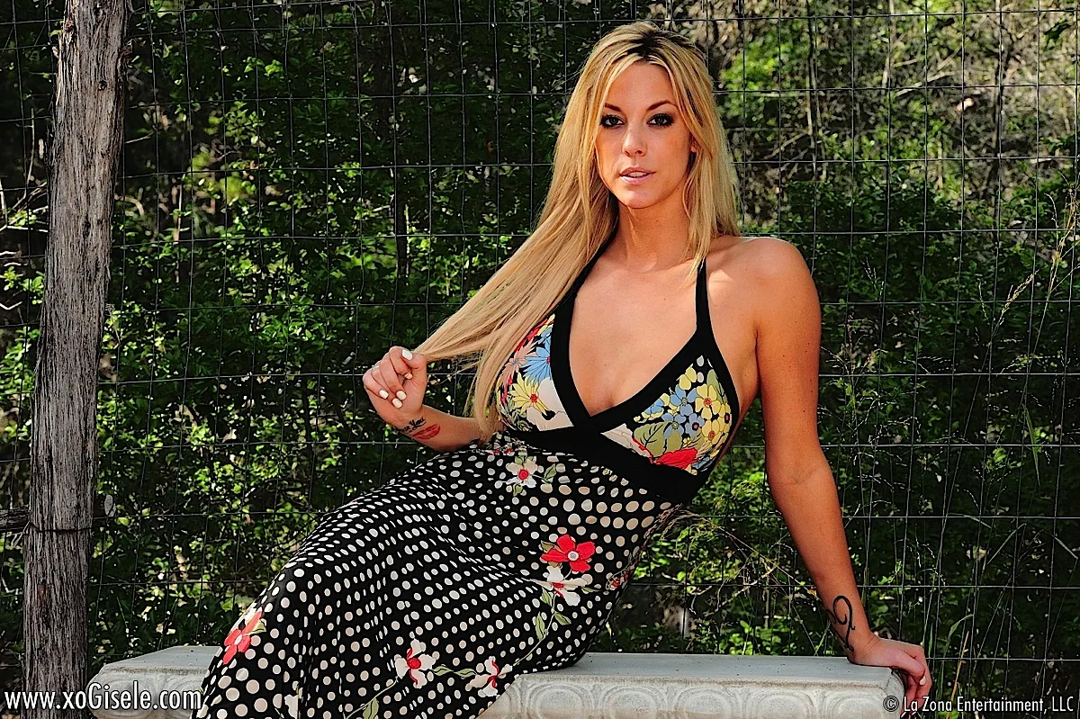 Xo Gisele Secret Garden - Empire Models