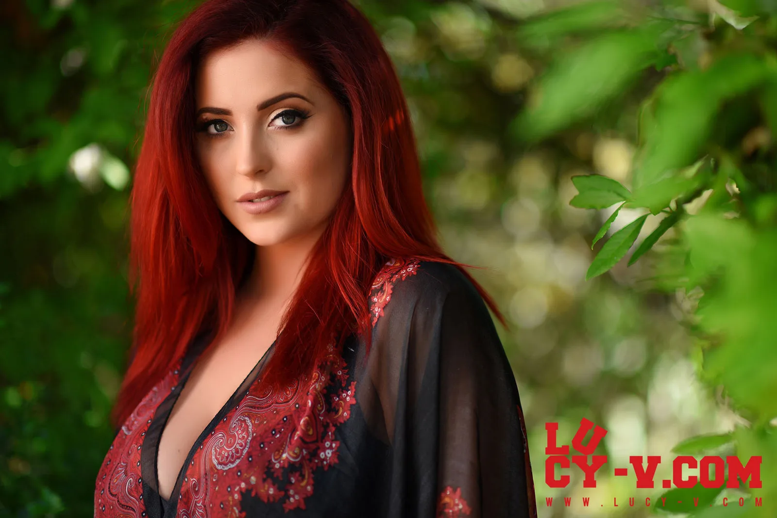 Lucy Vixen Silk Robe - Empire Models