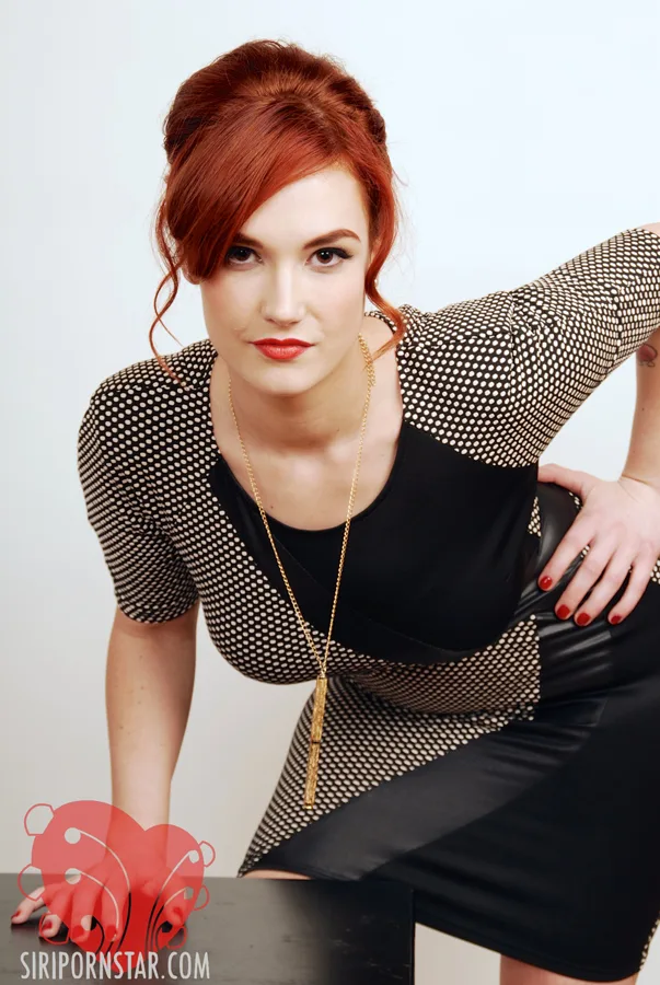 Siri Proper Dress - Empire Models – photo 8