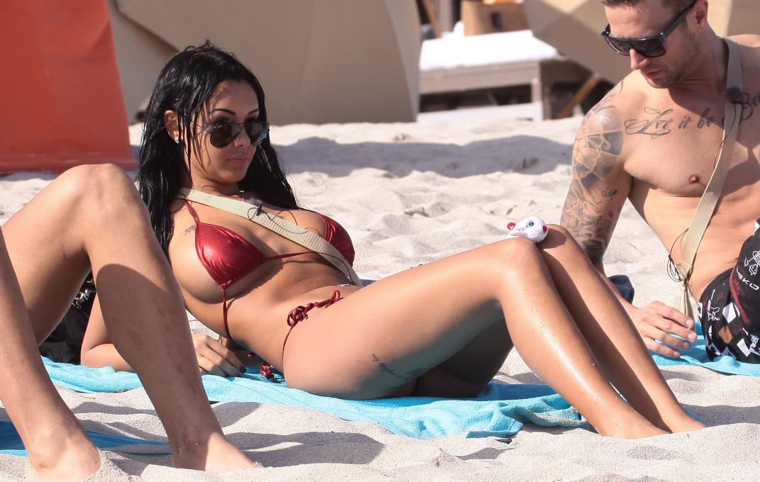 nabilla-benattia-red-bikini