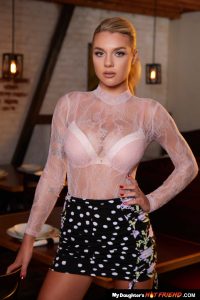 Gabbie Carter Naughty AmericaGabbie Carter is