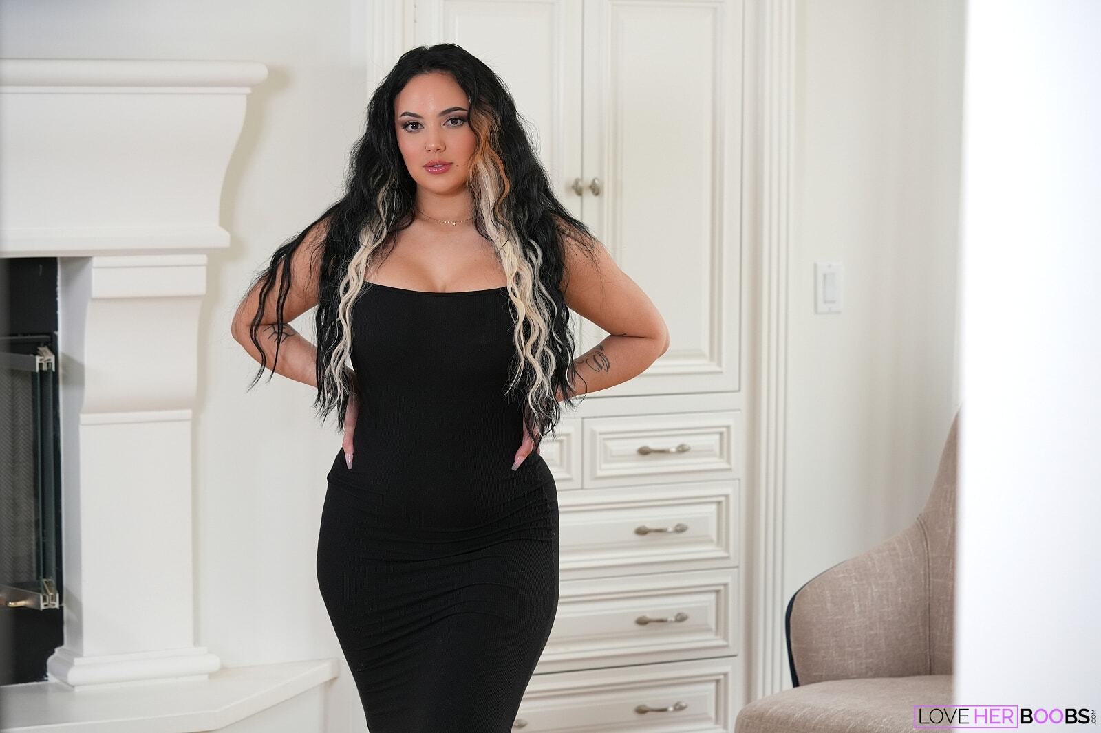 Nika Venom JOI Boob Tease Love Her Boobs