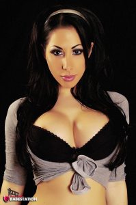 Reede Fox Busty
